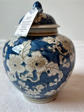 Galt Blue White Tan Ginger Jar Decor Vase Chinoiserie Traditional Floral Vessel